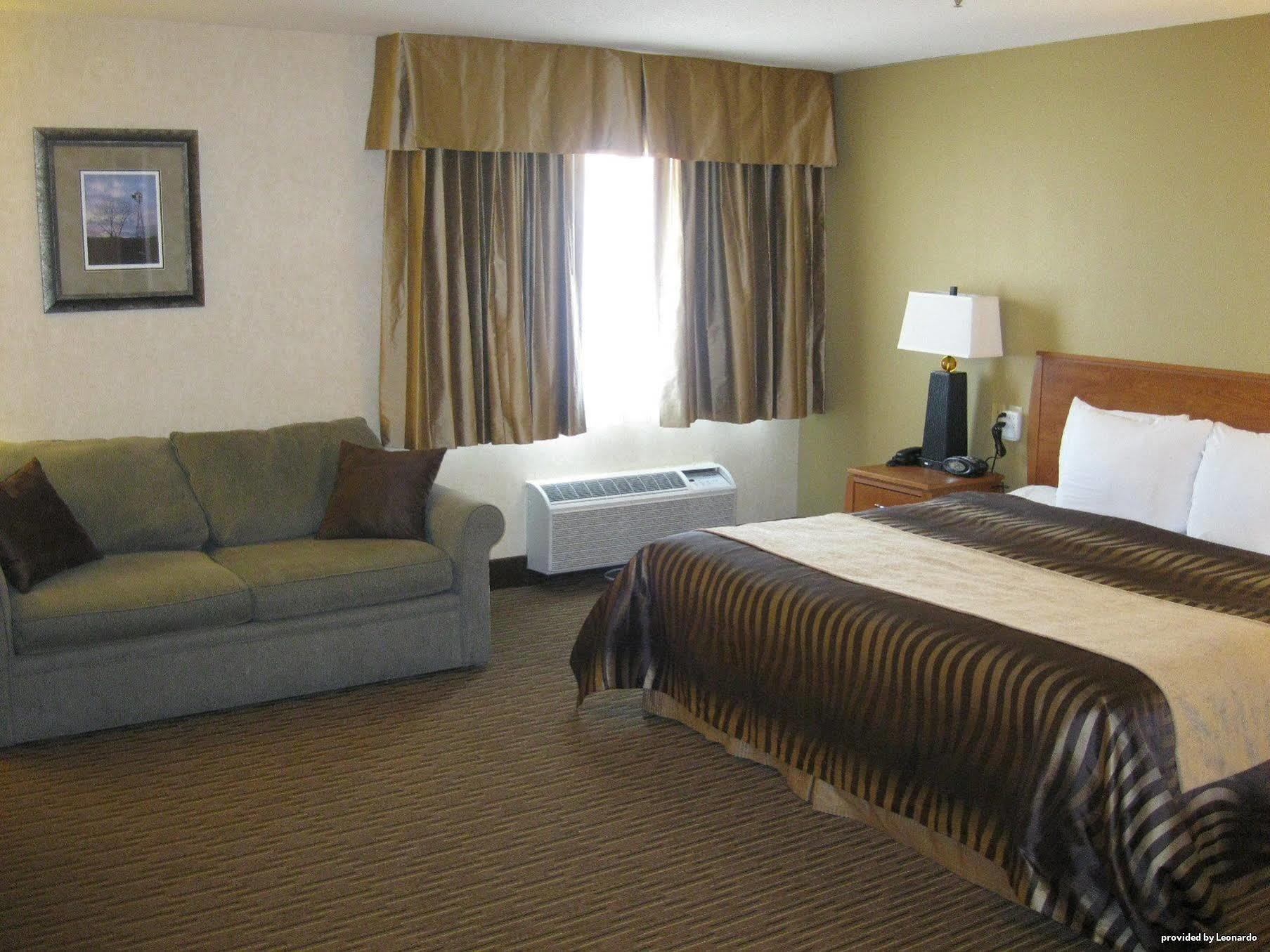 Best Western Vermillion Inn Room photo