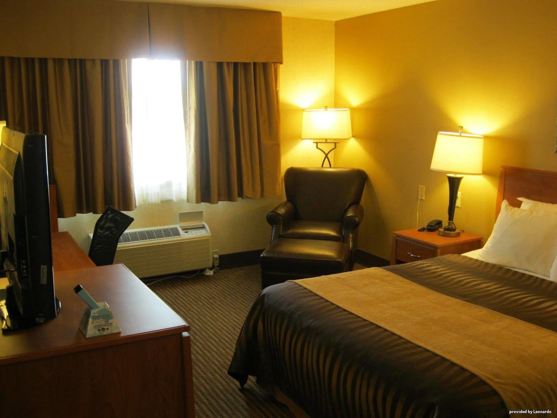 Best Western Vermillion Inn Room photo